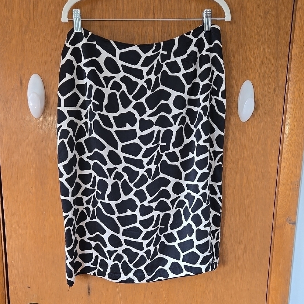 I.N.C. Brand, Stylish Black and White Skirt, Size - Picture 6 of 6